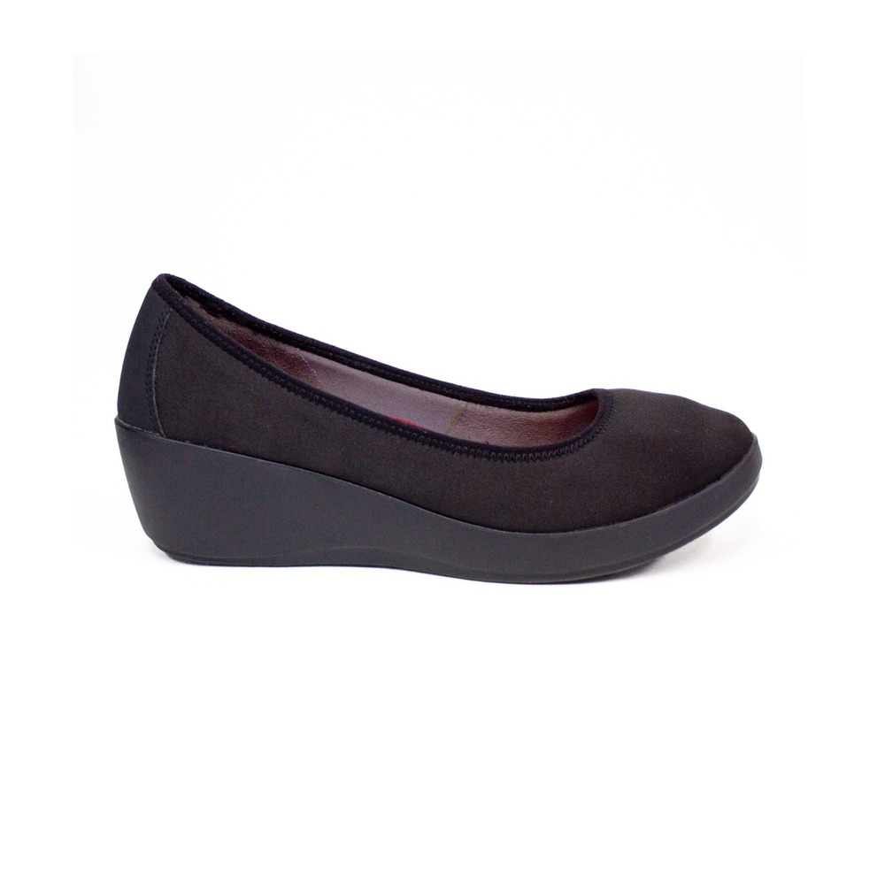 Crocs 'Busy Day' Wedge Black Pumps Comfort Shoes Womens Size 9- Minimalist